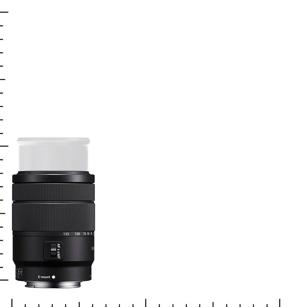 Sony E 18-135mm f/3.5-5.6 OSS : photo du produit