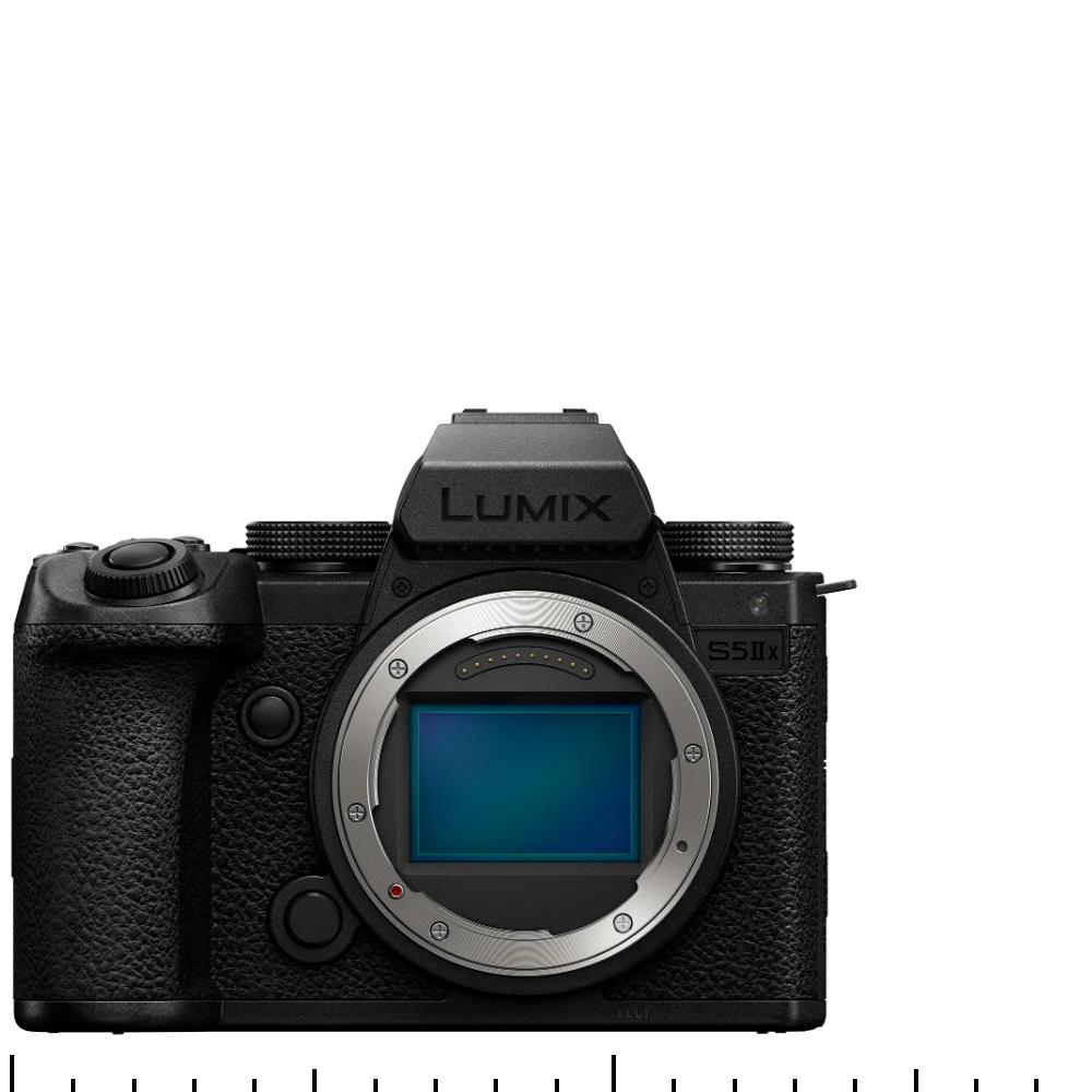 Panasonic Lumix S5 IIX